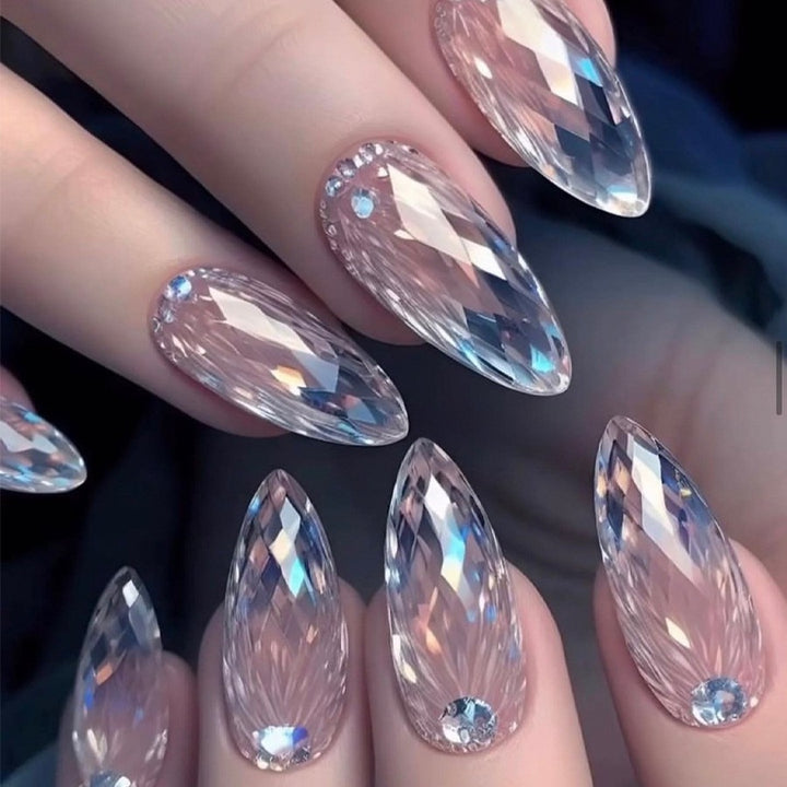 Artificial nail set with elegant flower and leopard print Stornfield