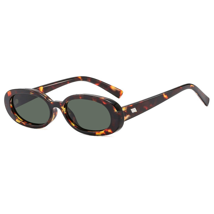Ladies fashionable sunglasses in elegant tortoise shell design Stornfield