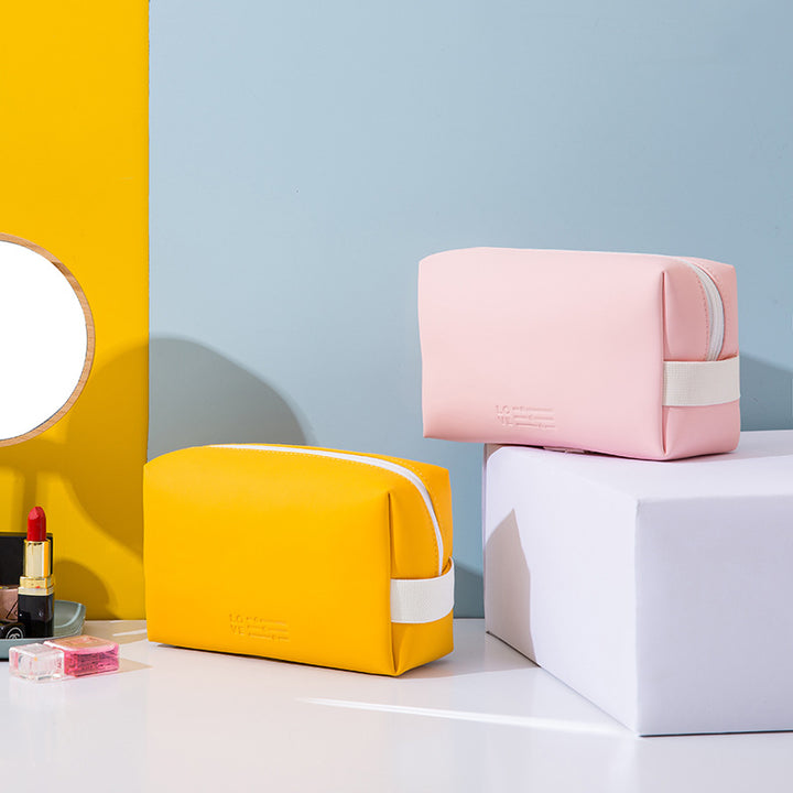 Women’s Cosmetic Pouch with Practical Zipper Stornfield