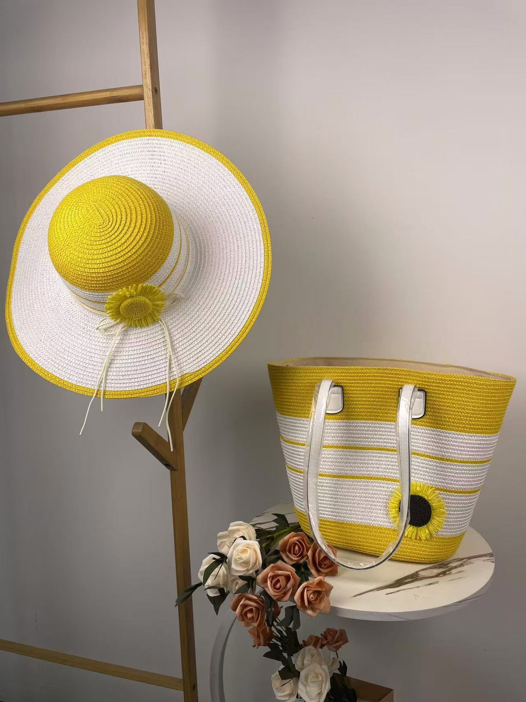 Elegant Beach Bag with Matching Sun Hat Stornfield