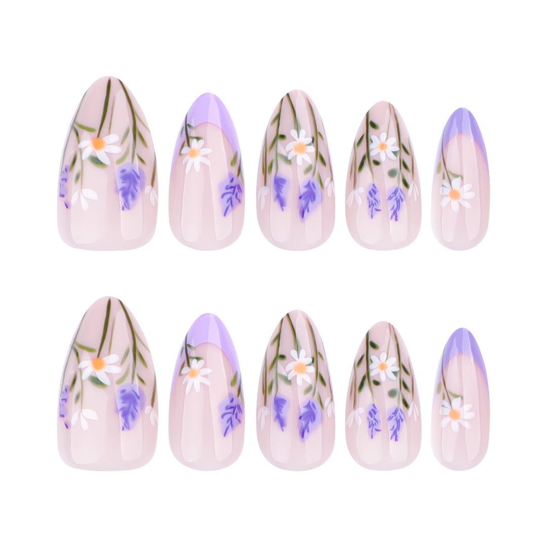 Artful Nail Art with Delicate Floral Decorations Stornfield