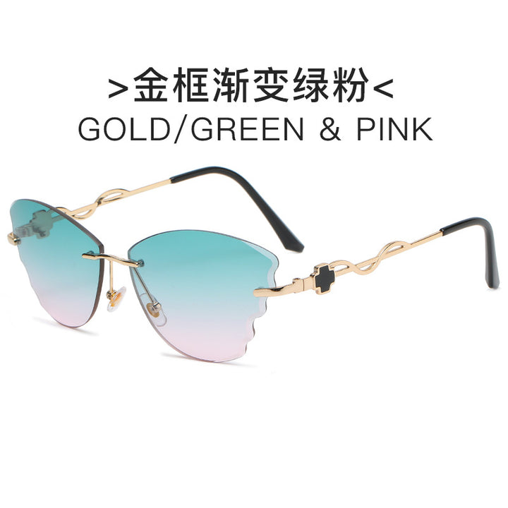 Women's extravagant Cat-Eye sunglasses with golden accents Stornfield