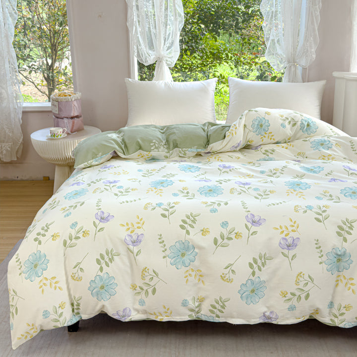 Floral Patterned Quilt
