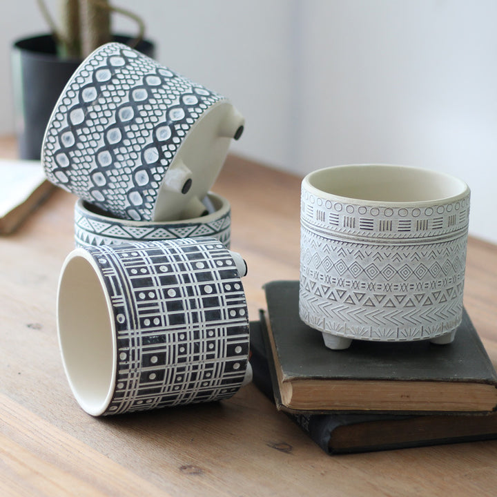 Decorative plant pot with geometric pattern Stornfield
