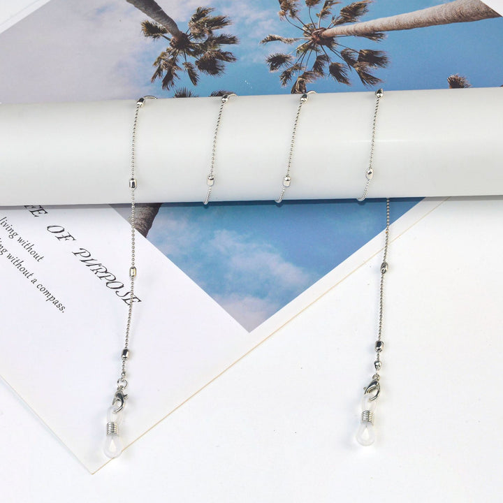 Sleek Minimalist Eyewear Chain Stornfield