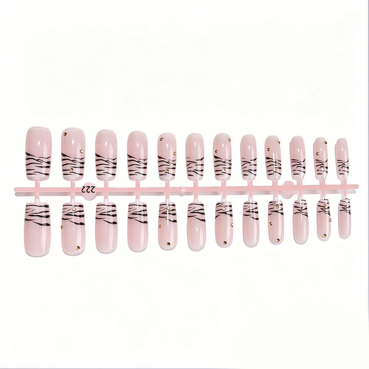 Elegant Press-On Nail Design Stornfield