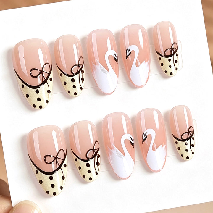 Artistic Swan Design Press-On Nail Set Stornfield