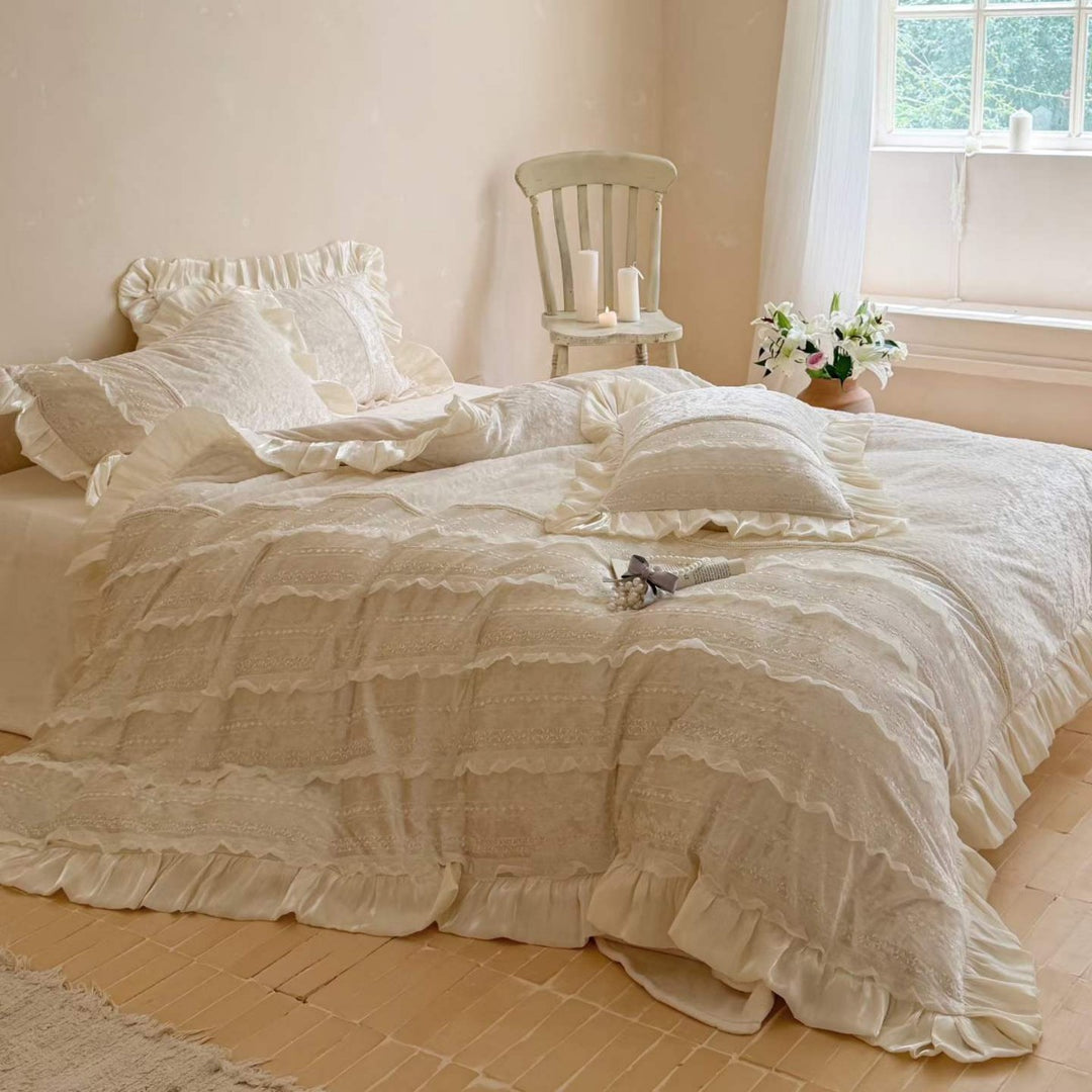 Ruffled Velvet Jacquard Duvet Cover and Pillow Sham Set with Satin Trim