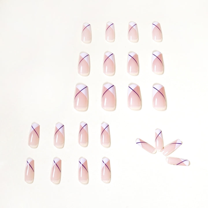 Elegant and Fashionable Nail Art Stornfield