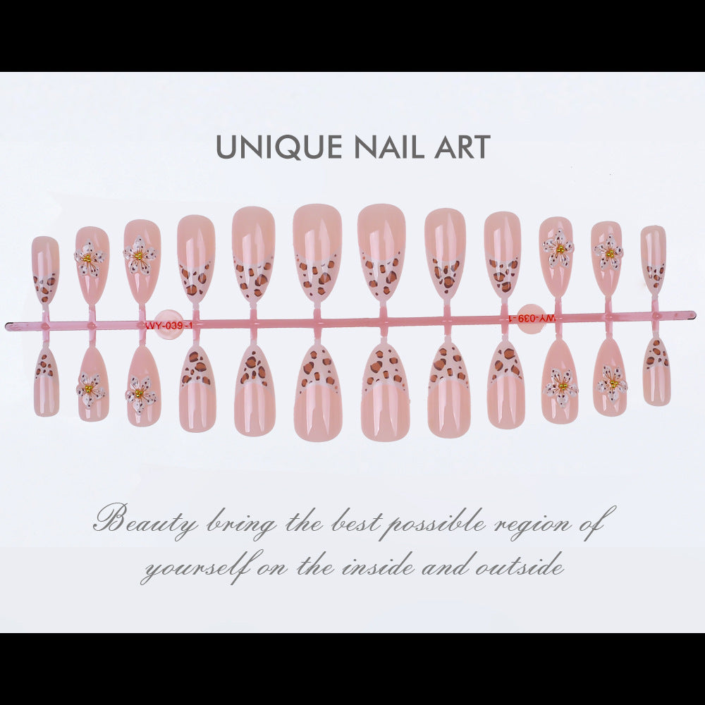 Artistic Floral-Embossed Press-On Nails Stornfield