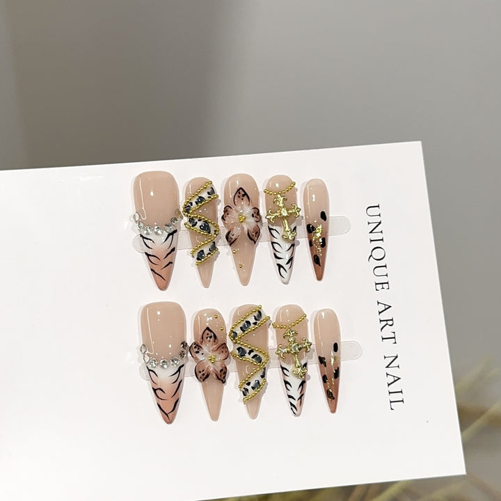 Press-On Nail Art
