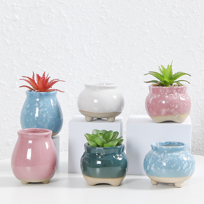 Contemporary Curved Ceramic Vase Stornfeild