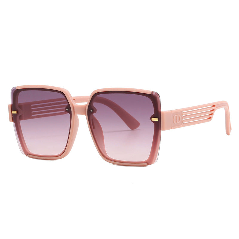 Women's square sunglasses with trendy geometric design Stornfield