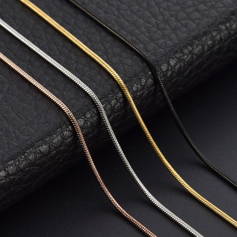 Adjustable Eyewear Chain Stornfield