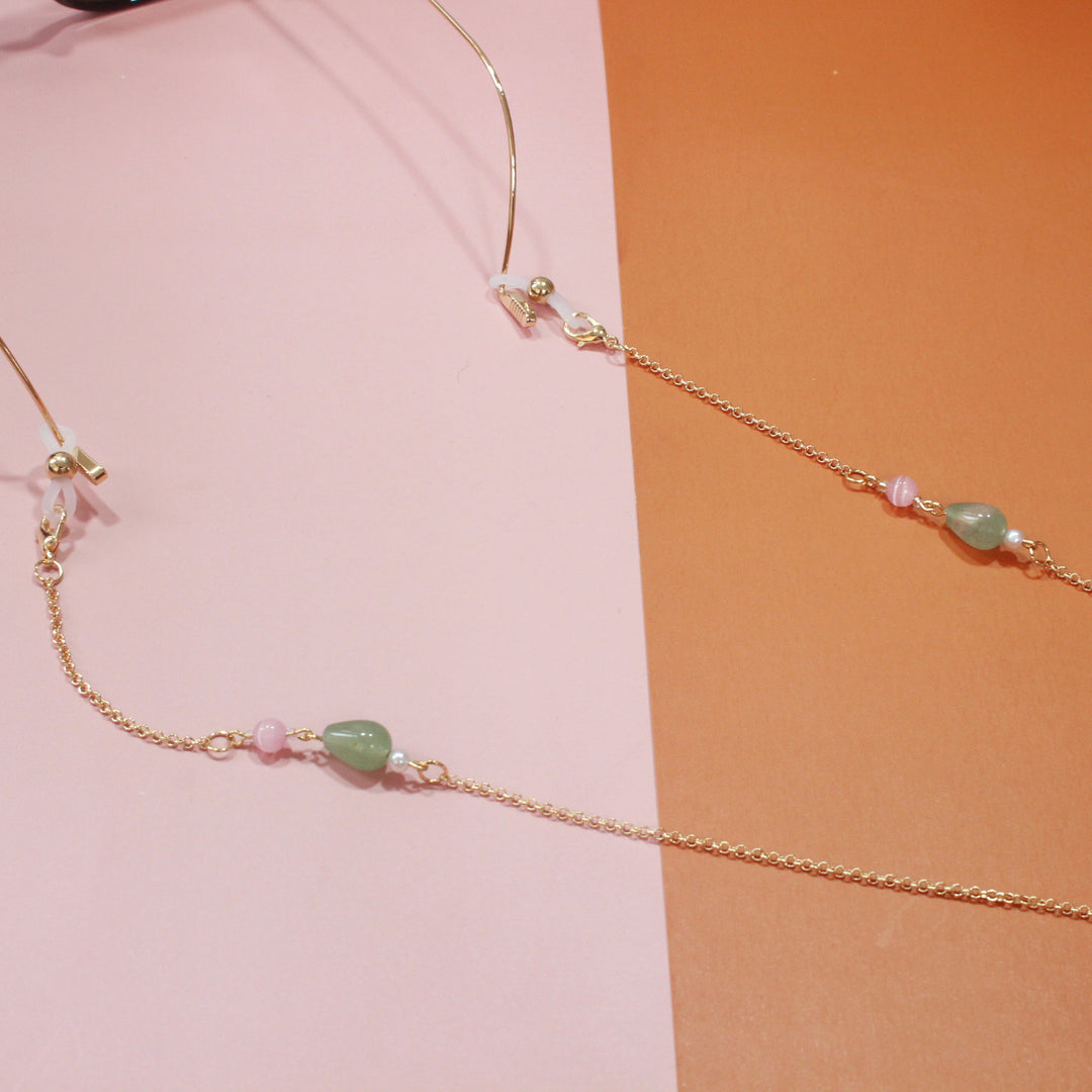 Fashionable necklace with elegant stone pendants Stornfield