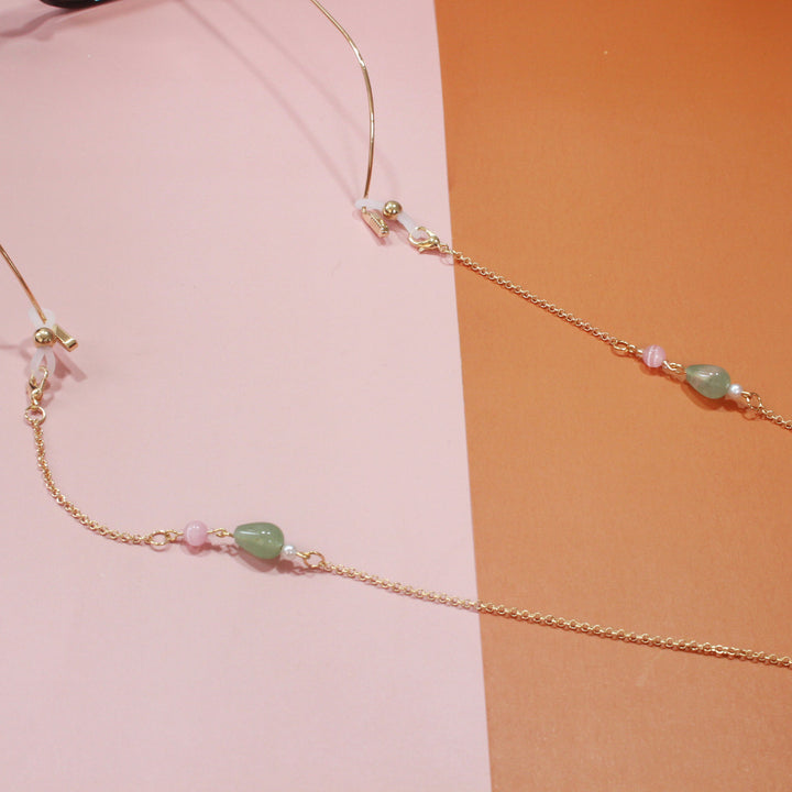Fashionable necklace with elegant stone pendants Stornfield
