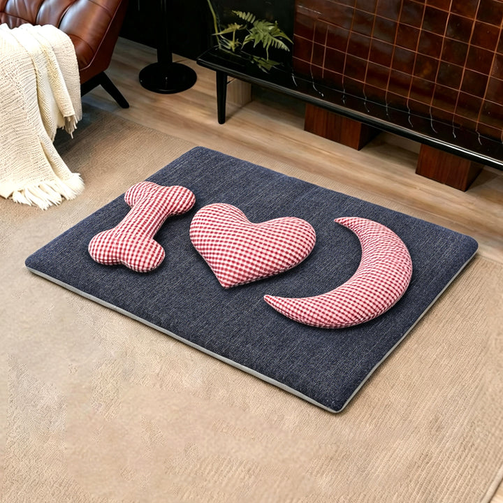 Unisex Playful and cozy pet mat with cushion shapes Stornfield