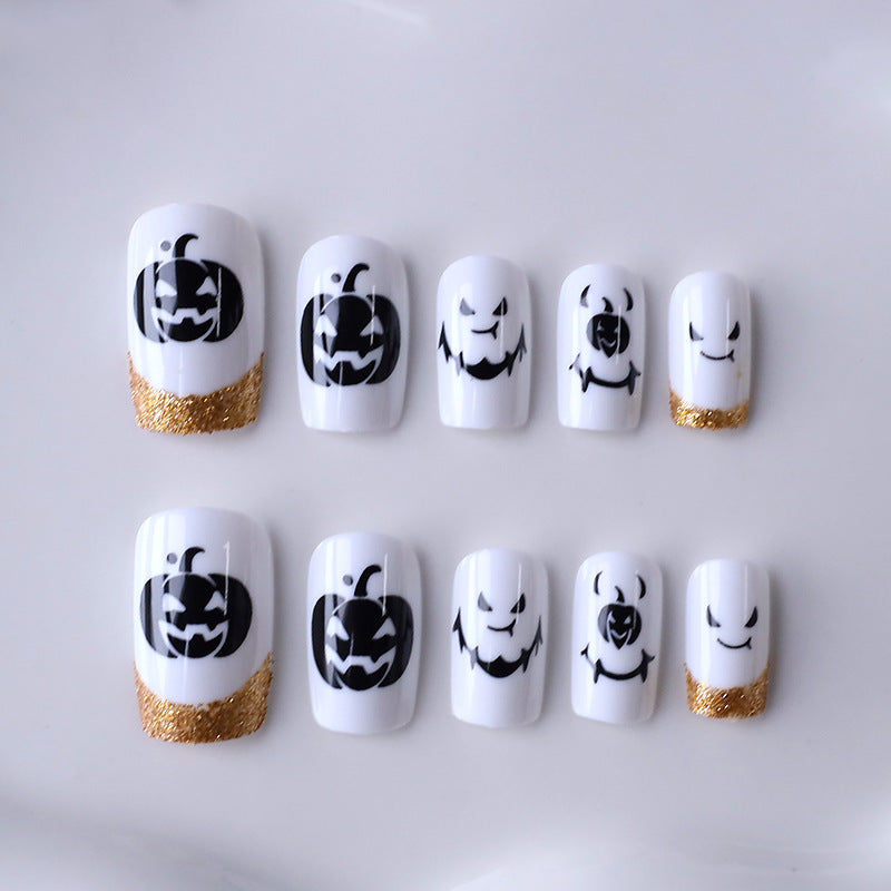 Halloween-Themed Decorative Nail Enhancements Stornfield