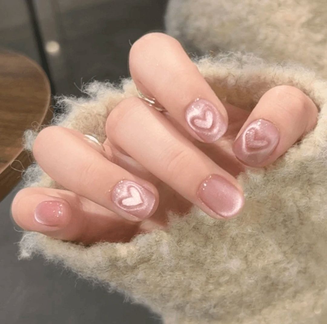 Artistic Press-On Nail Set with Unique Bow Designs Stornfield