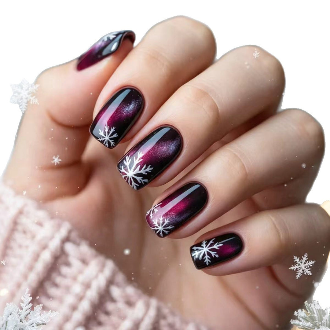 Artificial nails with festive snowflake design Stornfield