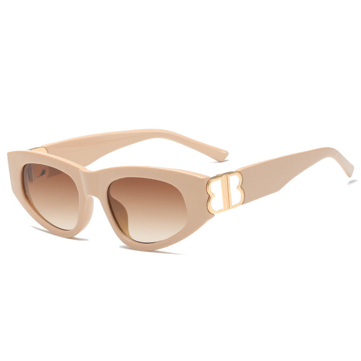 Women Cat-Eye Sunglasses with elegant plastic and luxurious metal details Stornfield