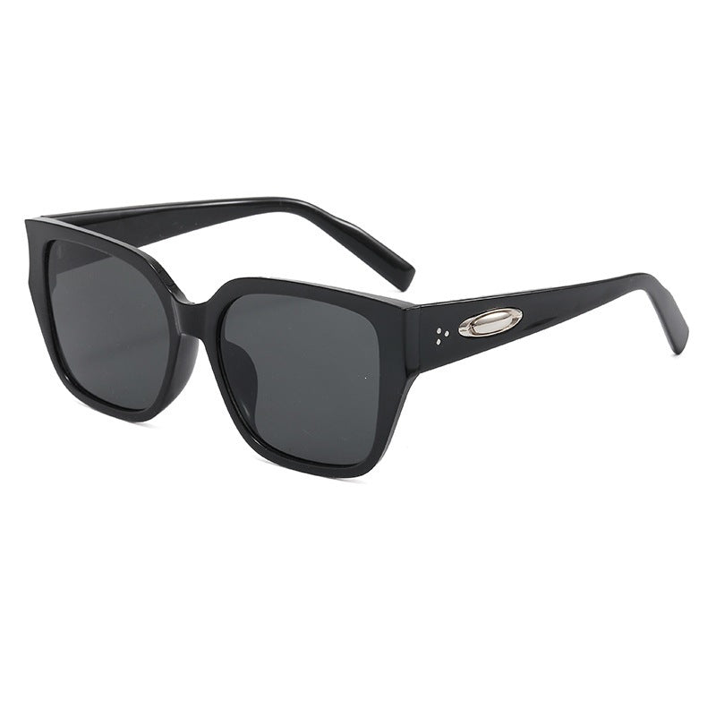 Women's sunglasses in modern square design with clear lenses Stornfield