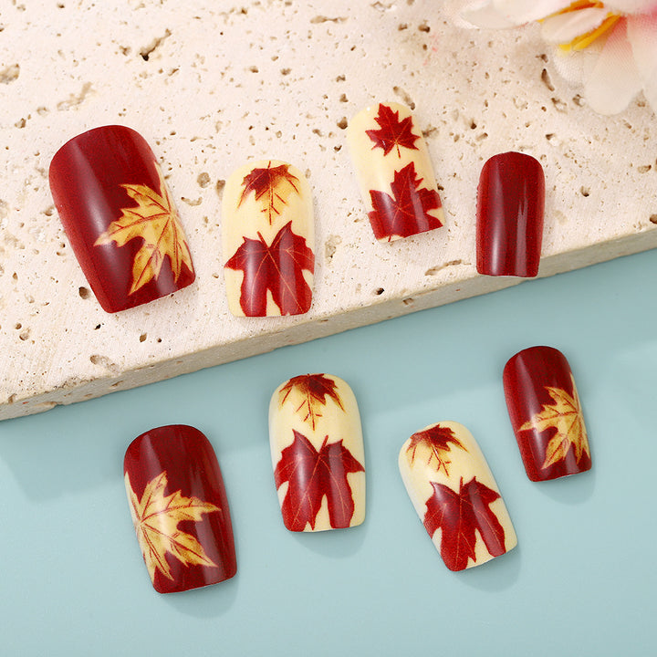 Artificial Nail Set with autumn leaves and various designs Stornfield