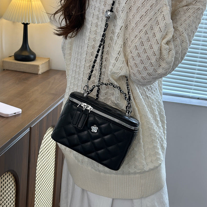 Quilted Chain Strap Handbag