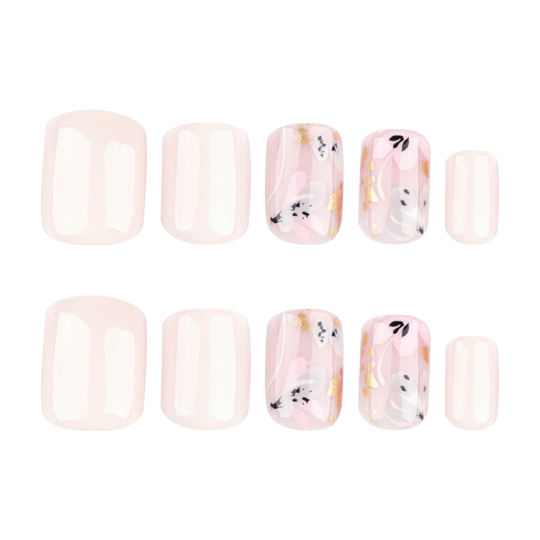 Elegant Artificial Nail Design with Floral Accents Stornfield
