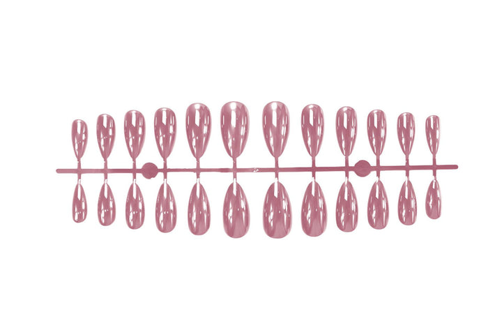 Acrylic nail set with elegant shape and shine Stornfield