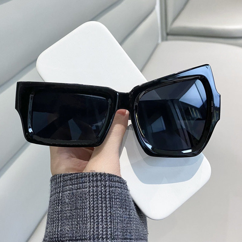 Sleek Oversized Square Sunglasses Stornfield