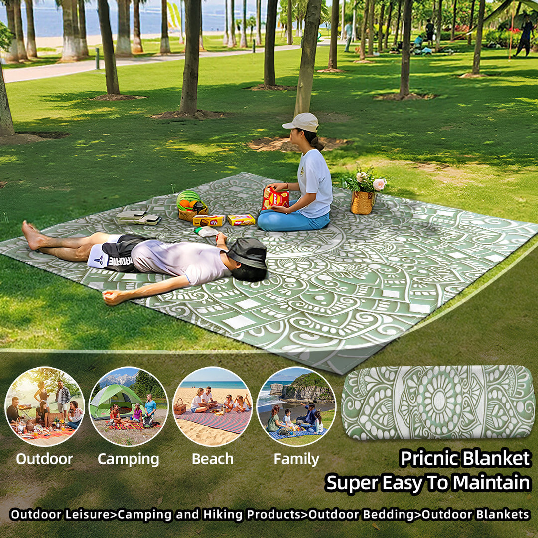 Mandala Design Beach Mat Stornfield