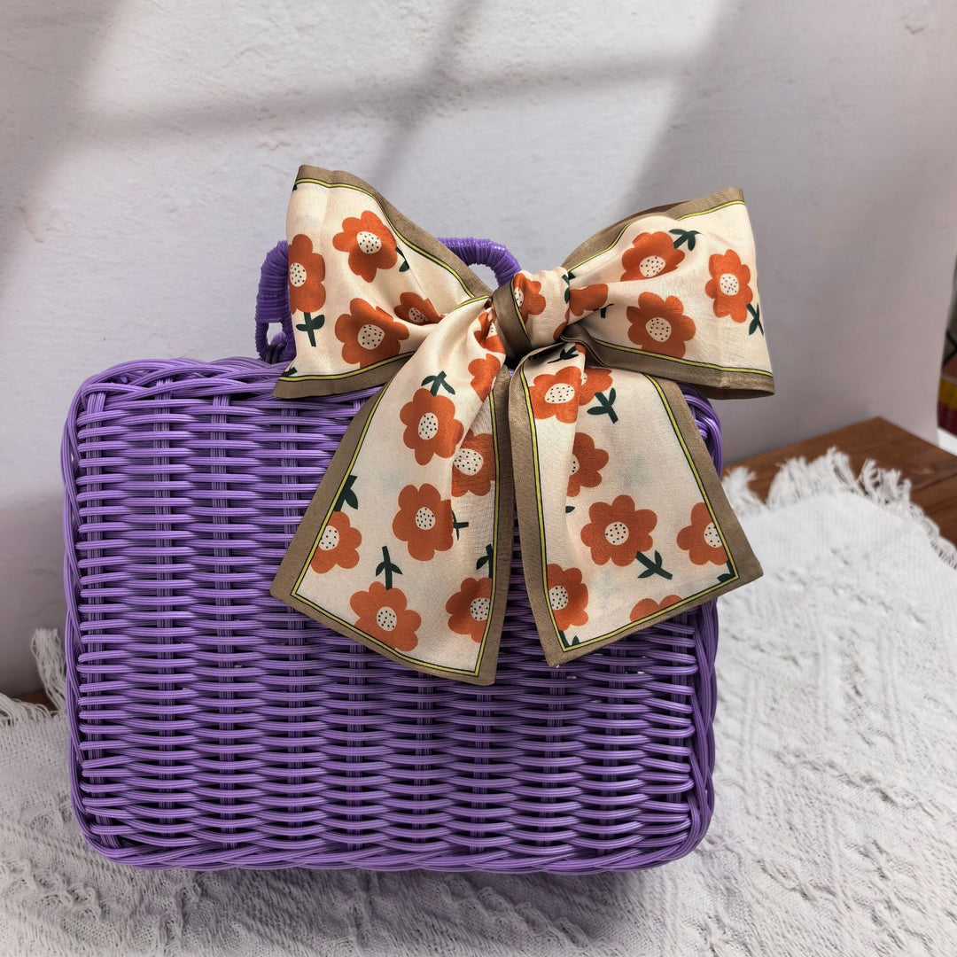 Women elegant handbag made of woven material Stornfield