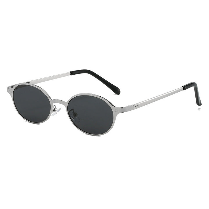 Fashionable Round Sunglasses with Elegant Golden Frame Stornfield