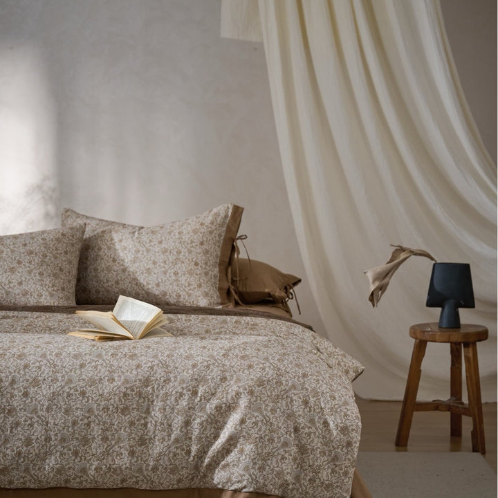 Floral Cotton Sateen Reversible Duvet Cover Set with Solid-Back Oxford Shams