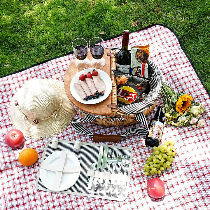 Gift item Picnic basket Stornfield