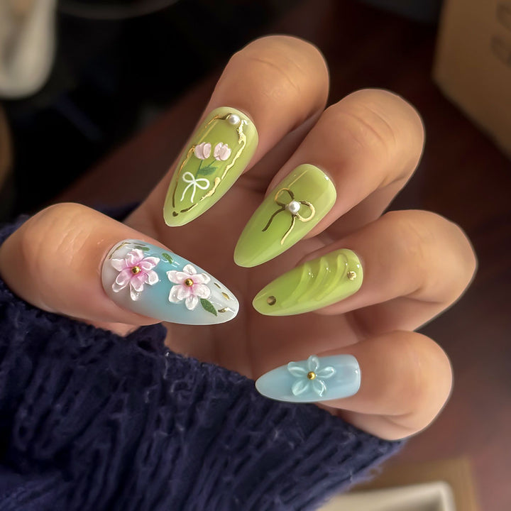 Artistic Floral Nail Design Kit Stornfield
