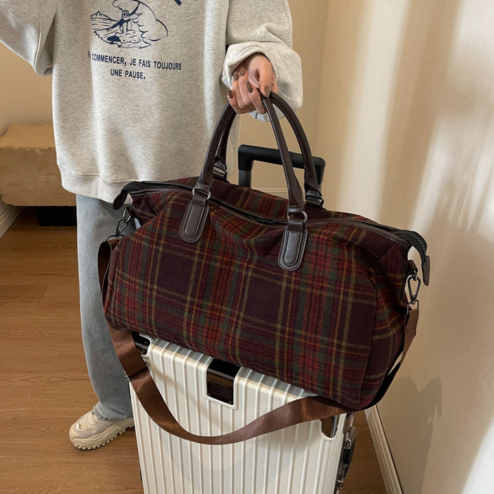 Sporty Multi-Purpose Duffel Bag with Durable Interior and Sturdy Handles Stornfield