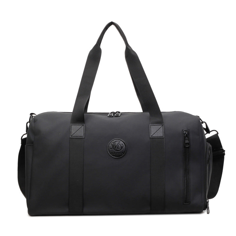 Sporty travel bag with reinforced zipper and side pocket Stornfield