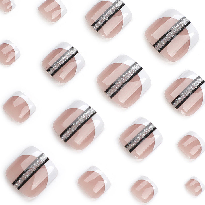 Artful toenail design with glamour accents Stornfield