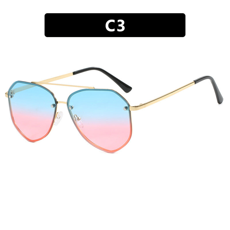 Women's geometric sunglasses with delicate frame Stornfield