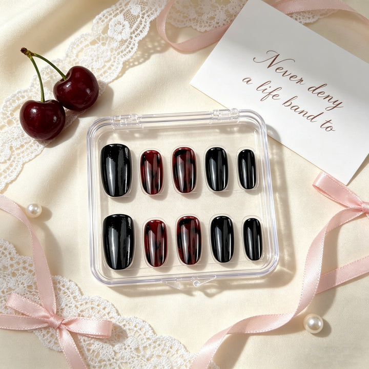 Fashionable Press-On Nail Set