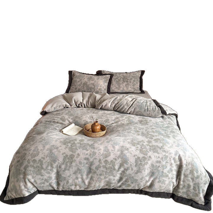 Reversible Brushed Microfiber Duvet Cover Set with Hidden Closure & Contrast-Trim Pillow Shams