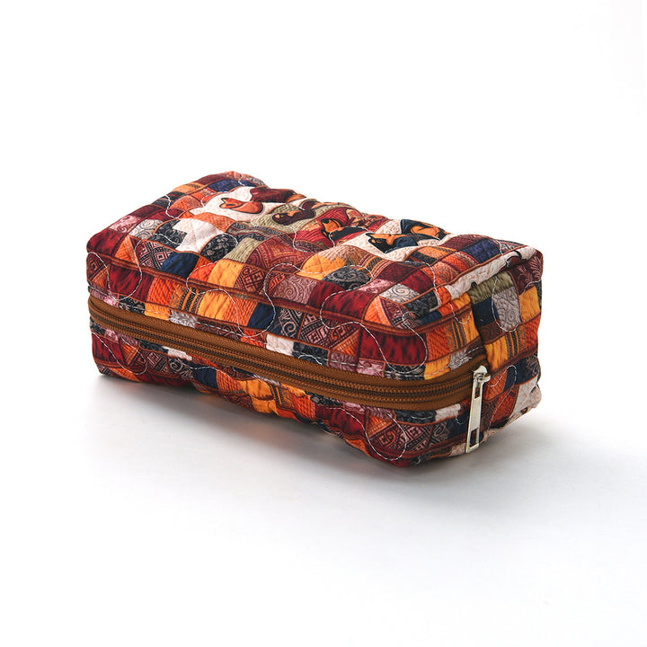 Cosmetic pouch with colorful animal design Stornfield