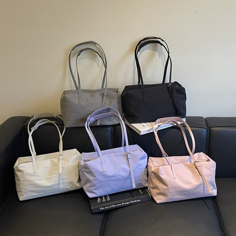 Minimalist Travel Duffel Bag Stornfield