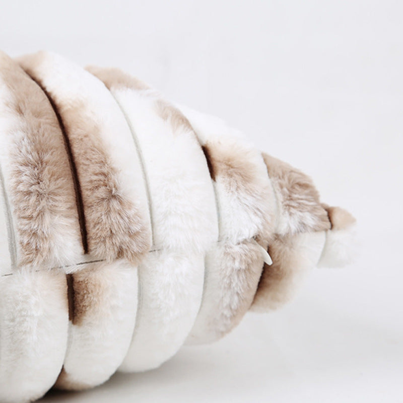 Square cushion cover made of wavy artificial fur with ribbed tube structure Stornfield