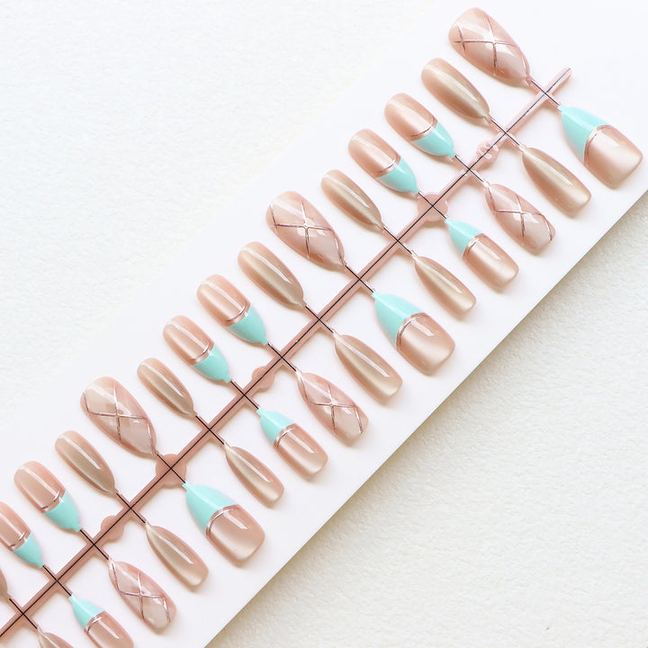 Elegant Artistic Press-On Nail Set Stornfield