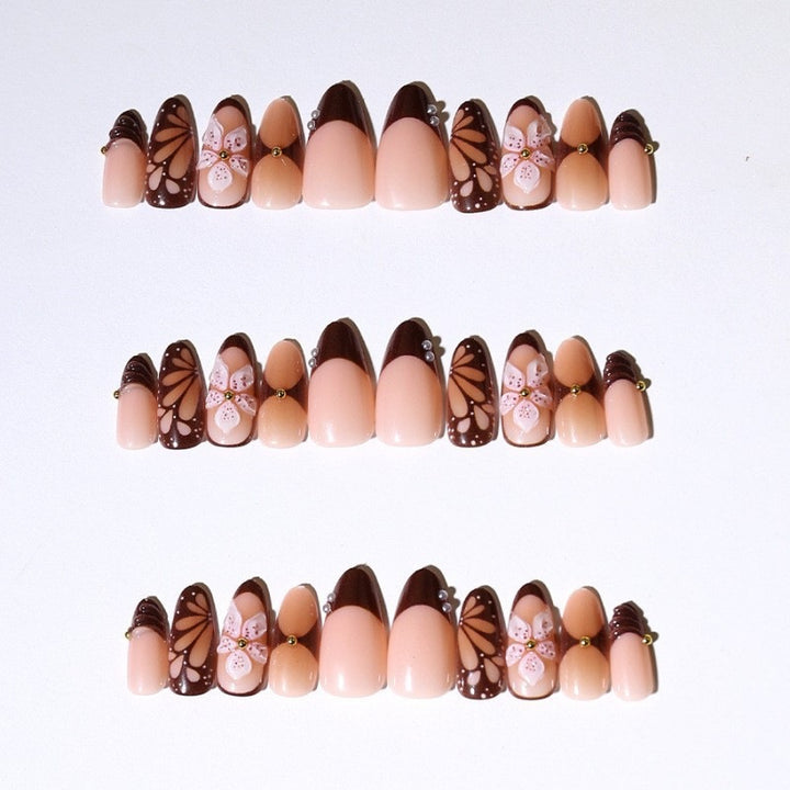 Artificial nail set with exquisite floral designs Stornfield