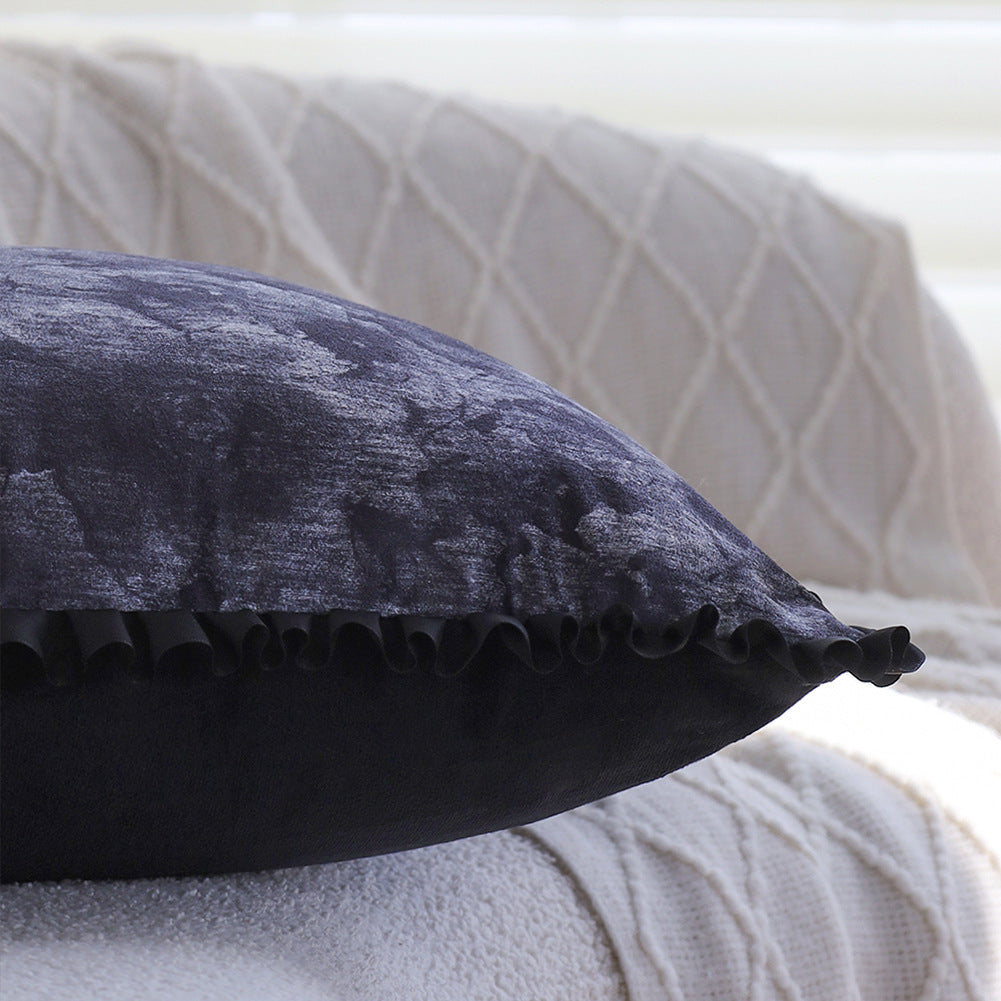 Decorative cushion with fringed border