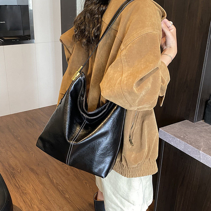 Minimalist Leather Shoulder Bag